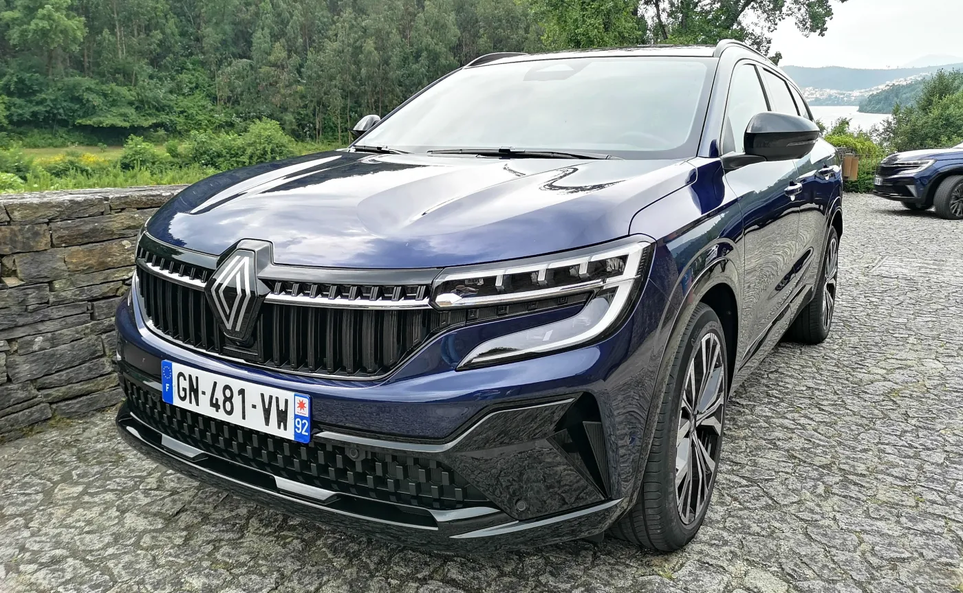 renault-espace-nowej-generacji-37944863.jpeg