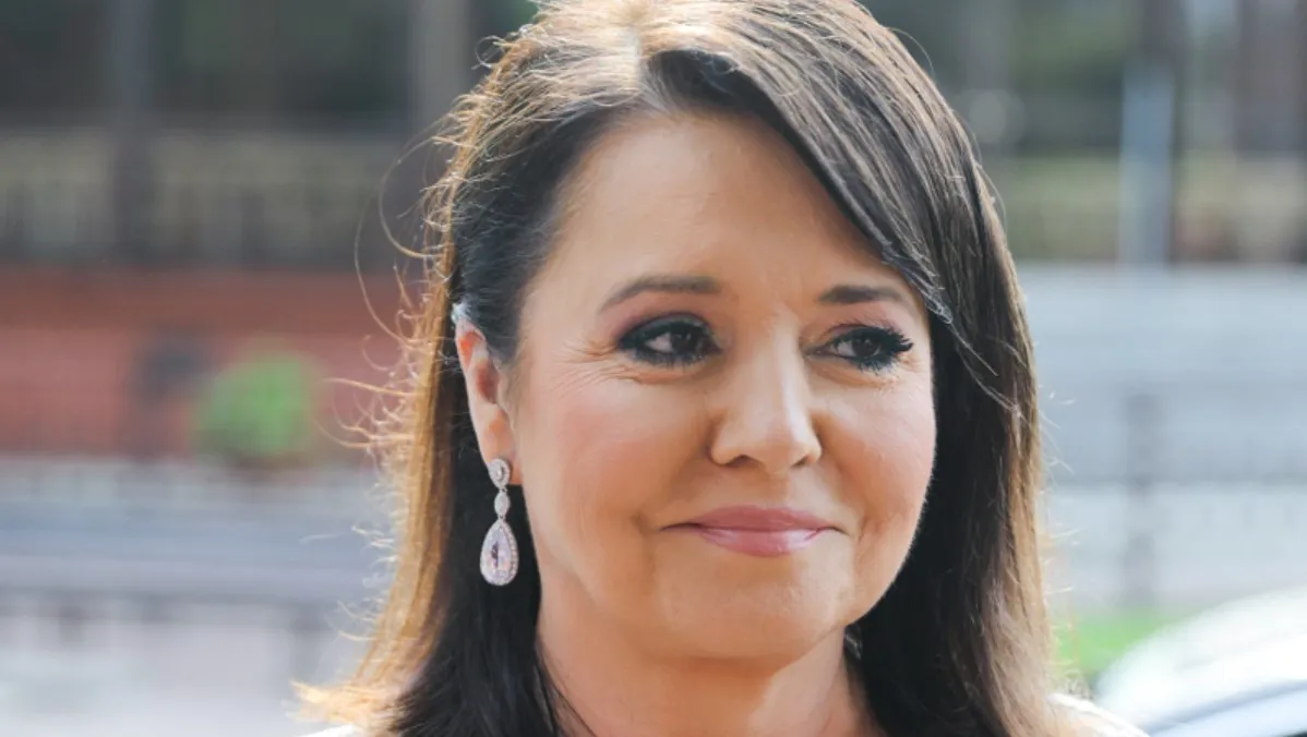 Danuta Holecka sama się maluje i czesze. Nie ufa ludziom z TV Republika