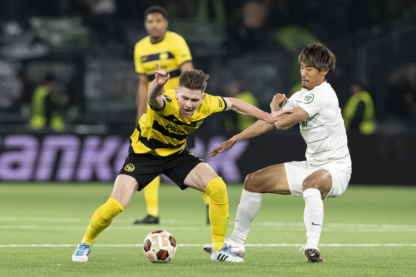 Liga Europy. Cały mecz Frankowskiego, 81. minut Łakomego i 63. Zalewskiego