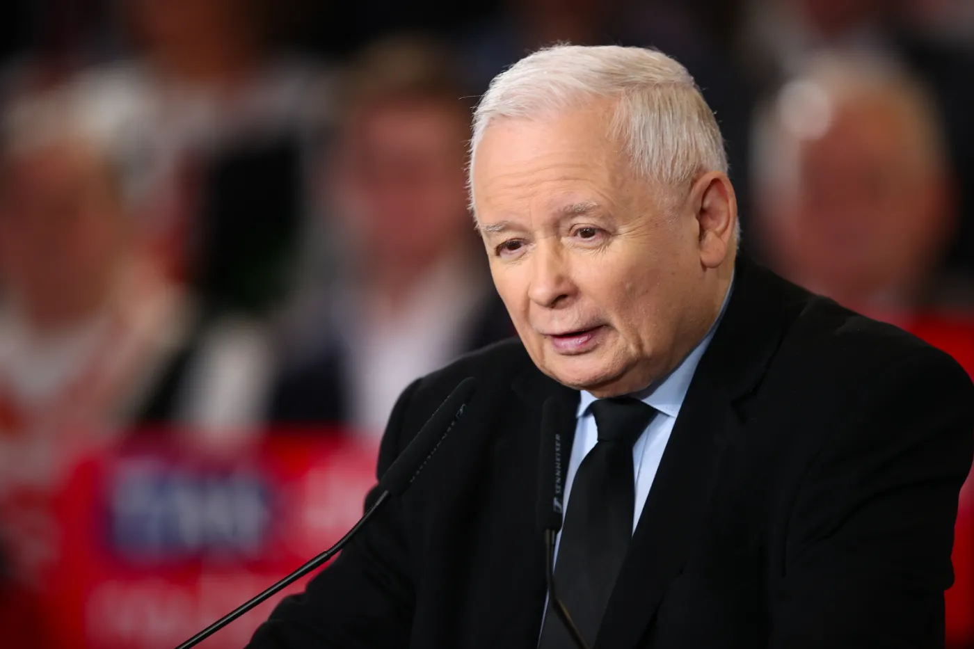 Kaczyński chce "TV PiS". "Trwają negocjacje"