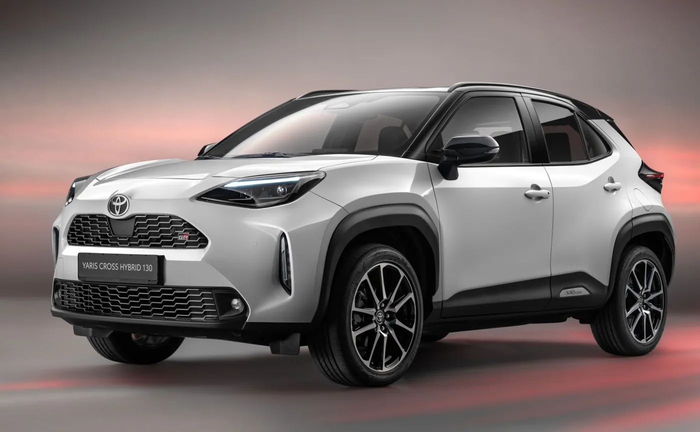 toyota-yaris-cross-hybrid-130-37996099.jpg