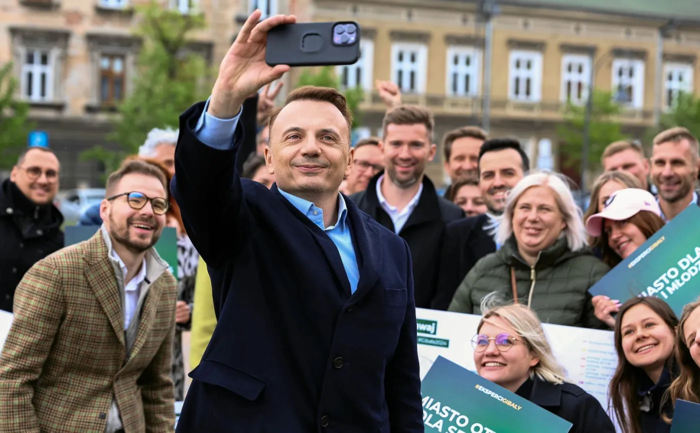 Łukasz Gibała nielegalnie finansuje kampanię wyborczą? Radny z KO składa zawiadomienie