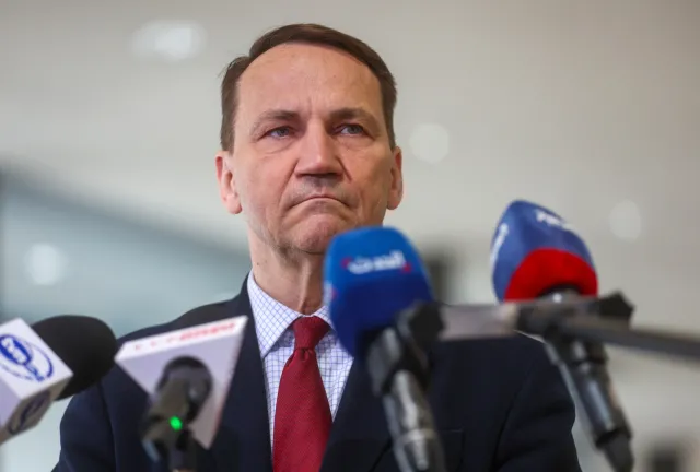 Sikorski upomina ministrów UE: Odpowiedzialność spada na tych, którzy nie podejmują działań...