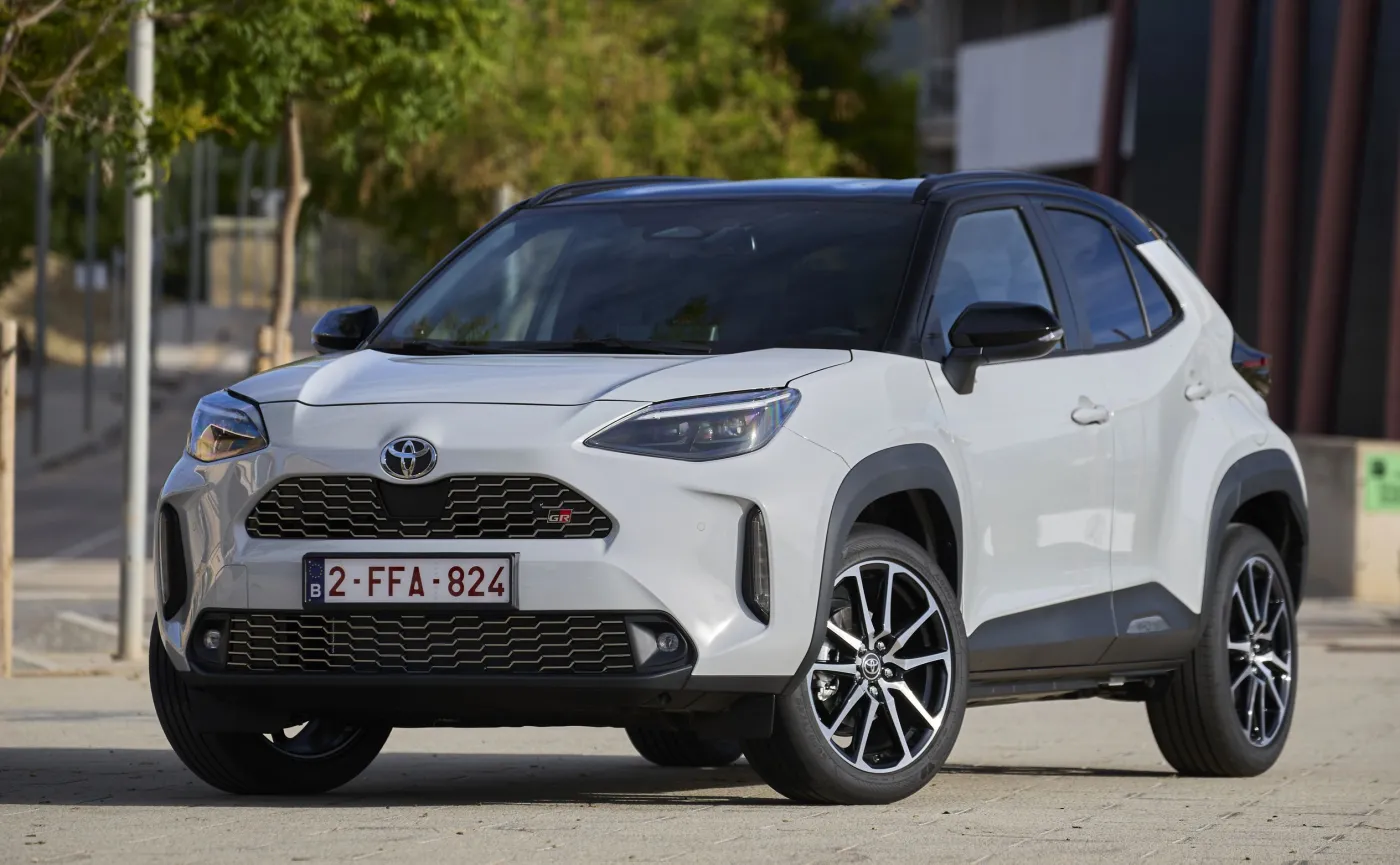 toyota-yaris-cross-hybrid-130-38193029.jpg