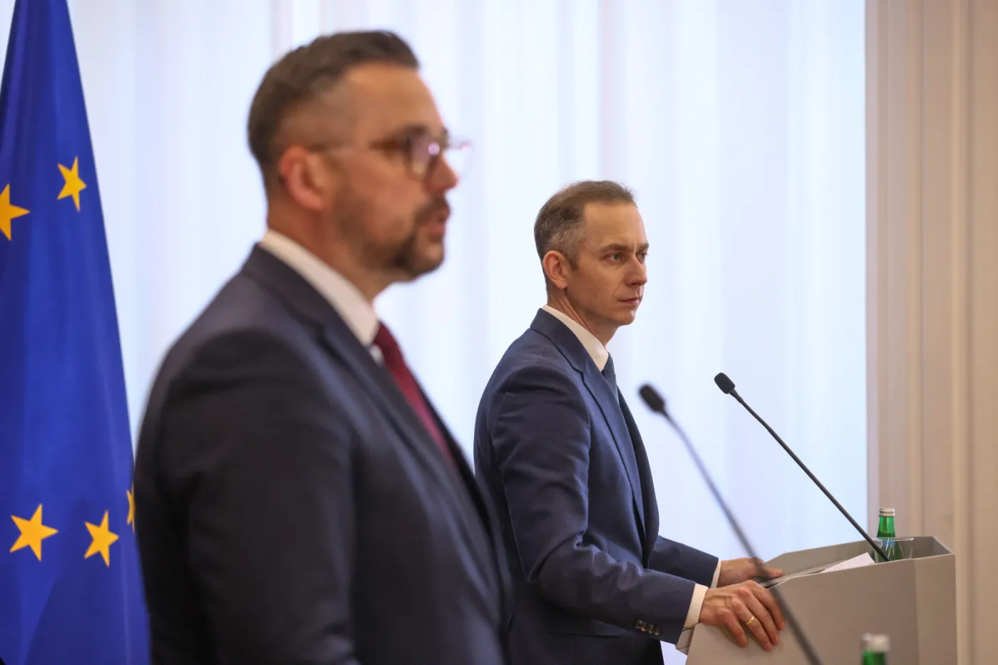 Fregaty widmo, ale ubezpieczone. Sprawę ma zbadać kontrwywiad