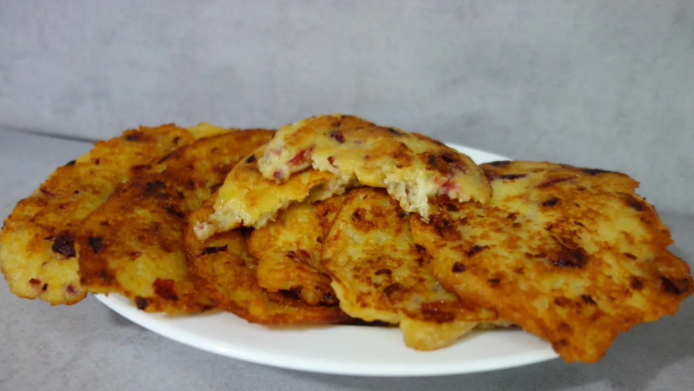 Placki ziemniaczane ze śliwkami. Niezwykły przepis od Heni Foks