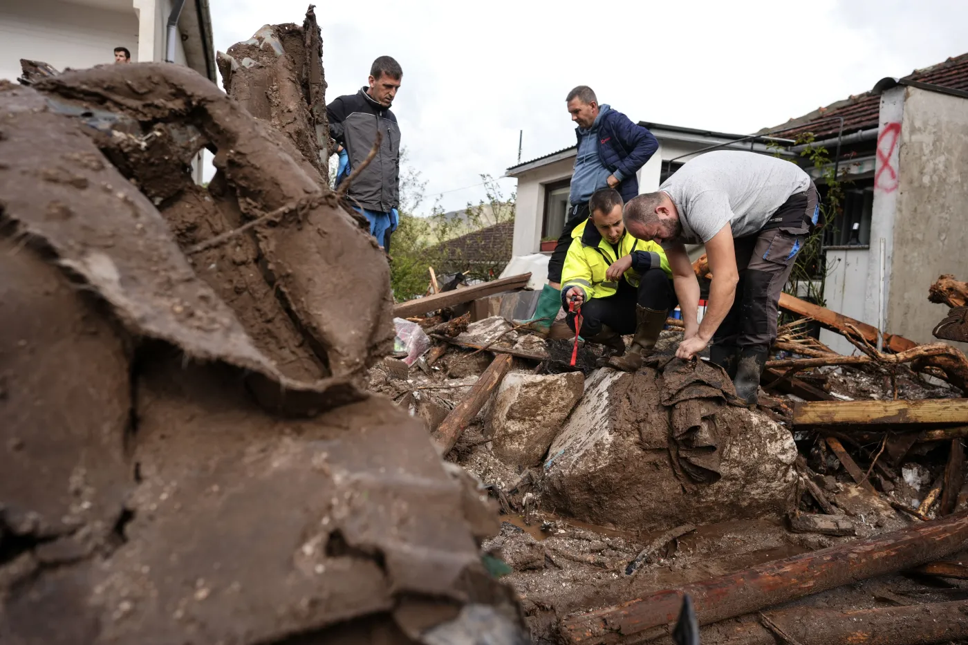 Tragiczna powódź na Bałkanach. Strażacy: Jesteśmy gotowi, by ruszyć z pomocą