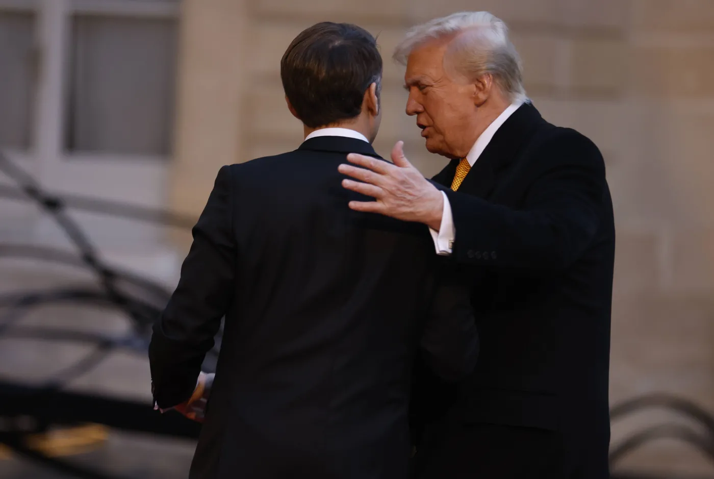 Donald Trump i Emmanuel Macron