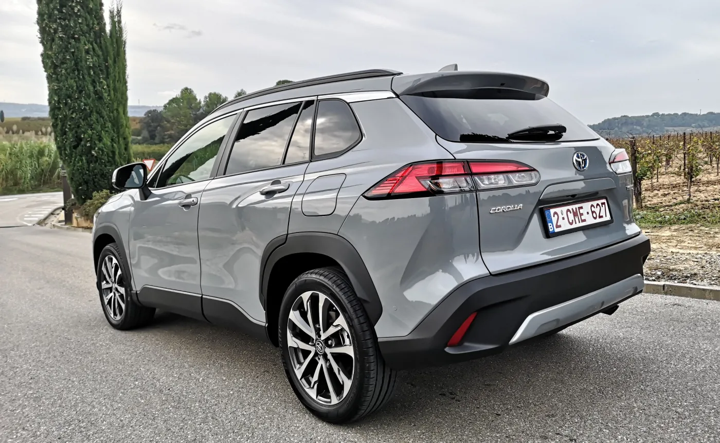 toyota-corolla-cross-20-hybrid-37604457.jpg