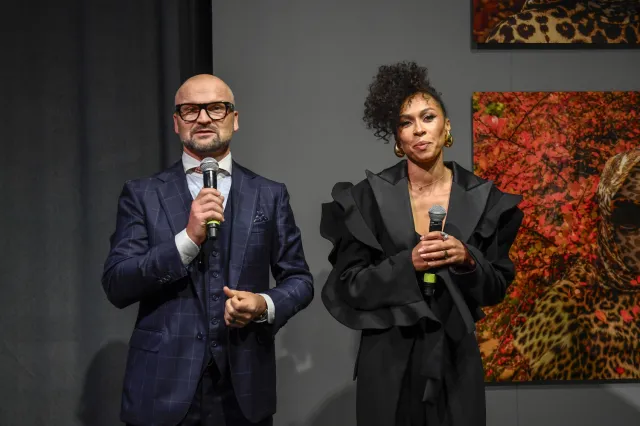 Fałszywe reklamy z udziałem Rafała Brzoski i Omeny Mensah. Meta podjęła zaskakującą decyzję