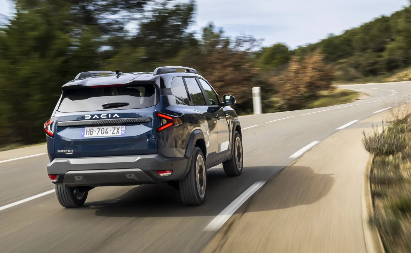 nowa-dacia-bigster-hybrid-155-38442402.jpg