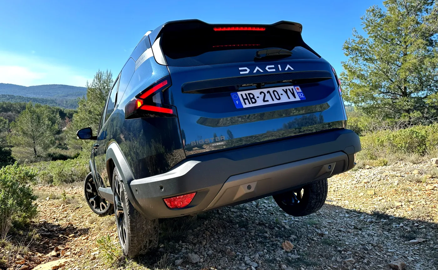 Nowa Dacia Bigster Hybrid 155