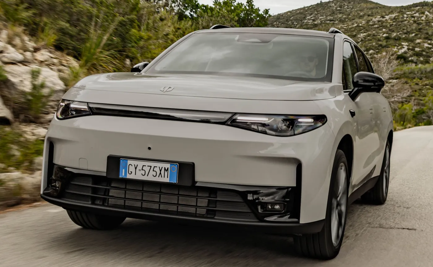 Leapmotor C10 REEV już w Polsce. Ceny premierowe sensacją