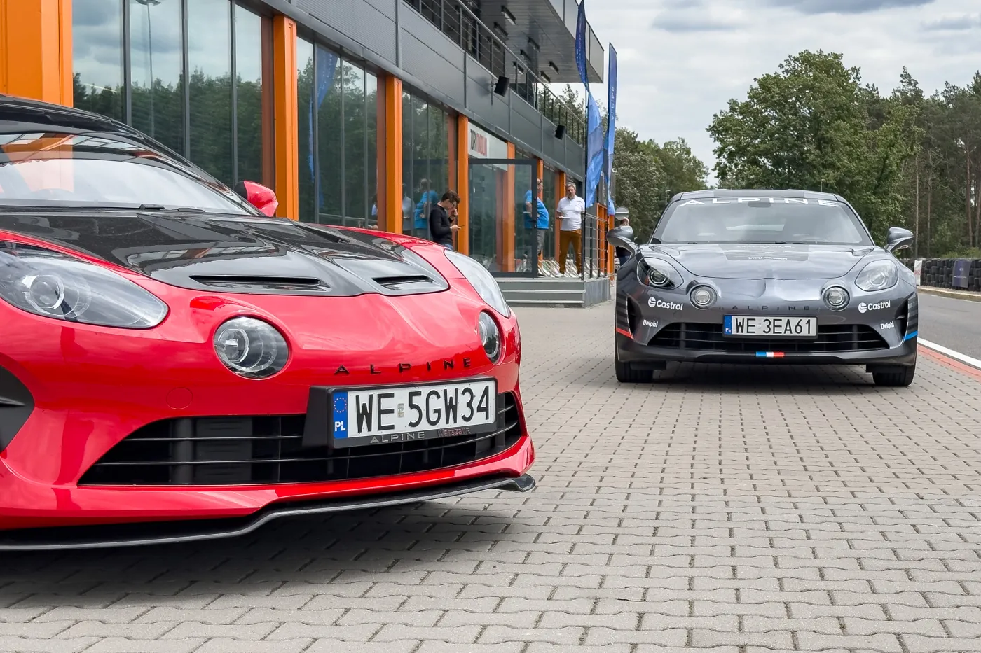 Waży 1100 kg i ma 300 KM. Francuzi ruszają z nowym projektem w Polsce