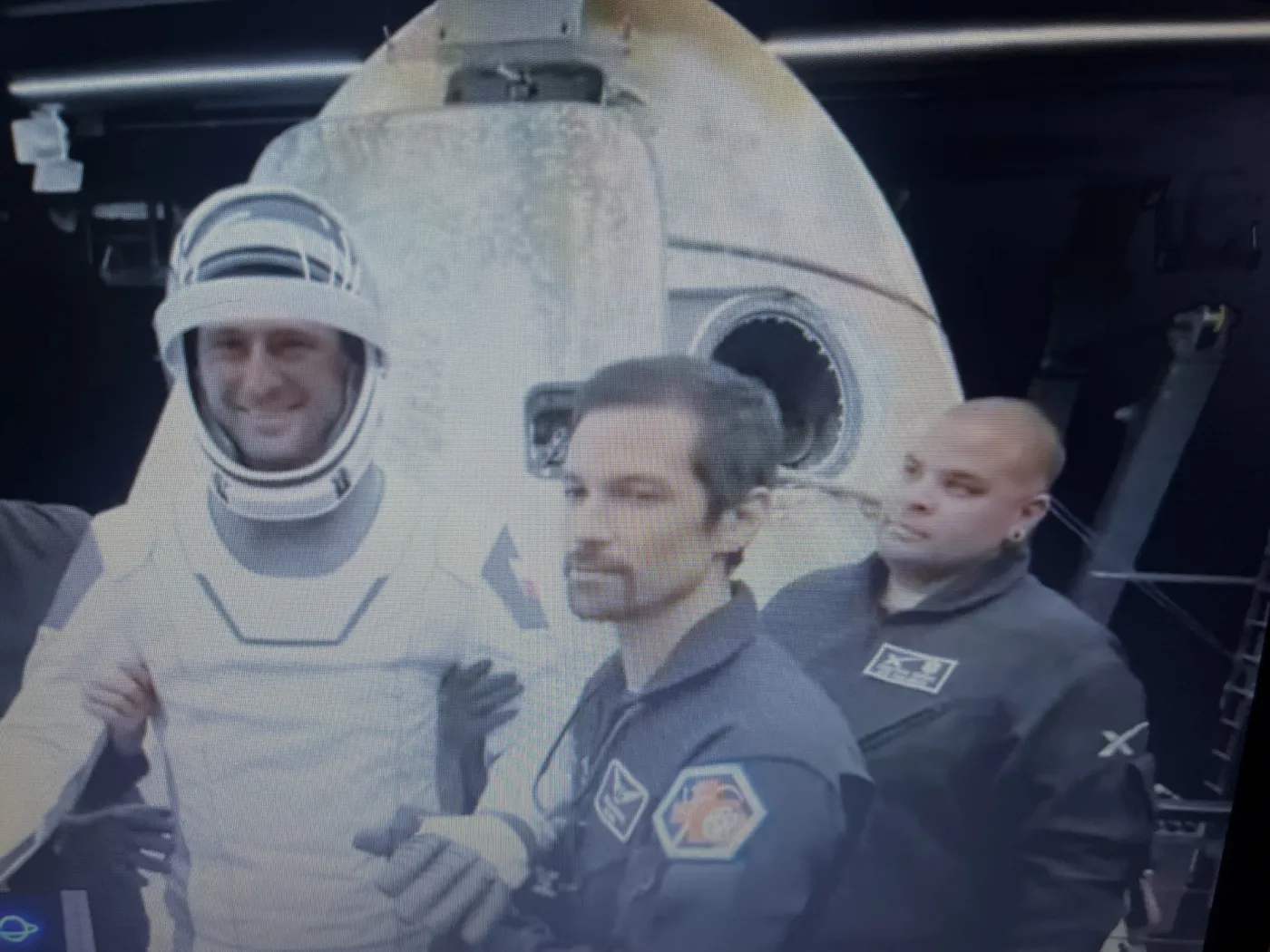 Kapsuła Dragon live - lądowanie dziś, 15 lipca 2025, pełny zapis. Kapsuła Dragon z Polakiem na pokładzie bezpiecznie wróciła na Ziemię. Tak wyglądało lądowanie!