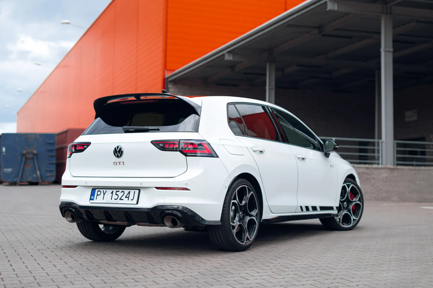 volkswagen-golf-gti-clubsport-38559497.jpg