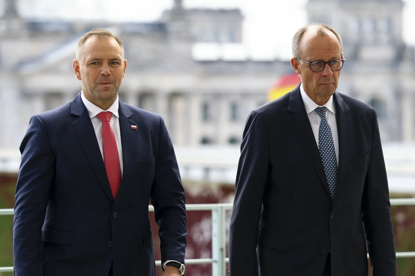 Niemieckie media nie zostawiły suchej nitki na Nawrockim. "Wroga propaganda PiS"