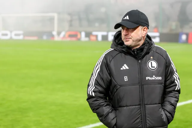 Legia zatrważająco nieprzygotowana do meczu z Górnikiem. Pokerowa zagrywka Iordanescu zakończyła się klęską