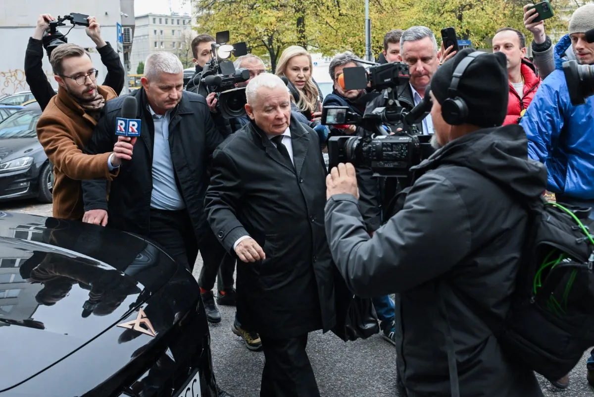 Kaczyński przesłuchany w sprawie wyborów kopertowych. Prezes PiS odpowiedział na wszystkie pytania