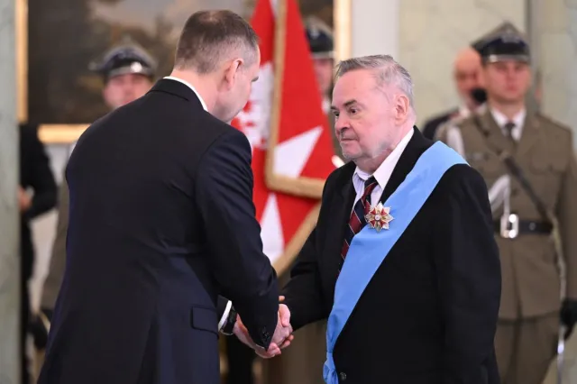 Prezydent przyznał najwyższe polskie odznaczenia. Poczobut i Łysiak z Orderami Orła Białego