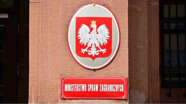 Cmentarz żołnierzy AK w Surkontach dewastowany przez służby. Reakcja polskiego MSZ