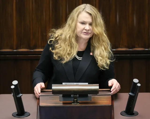 Katarzyna Piekarska zmaga się z nowotworem. "Rak wrócił, pokonam bestię"