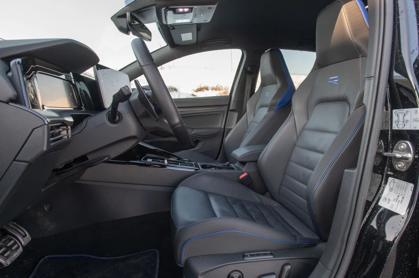 Volkswagen Golf R Black Edition