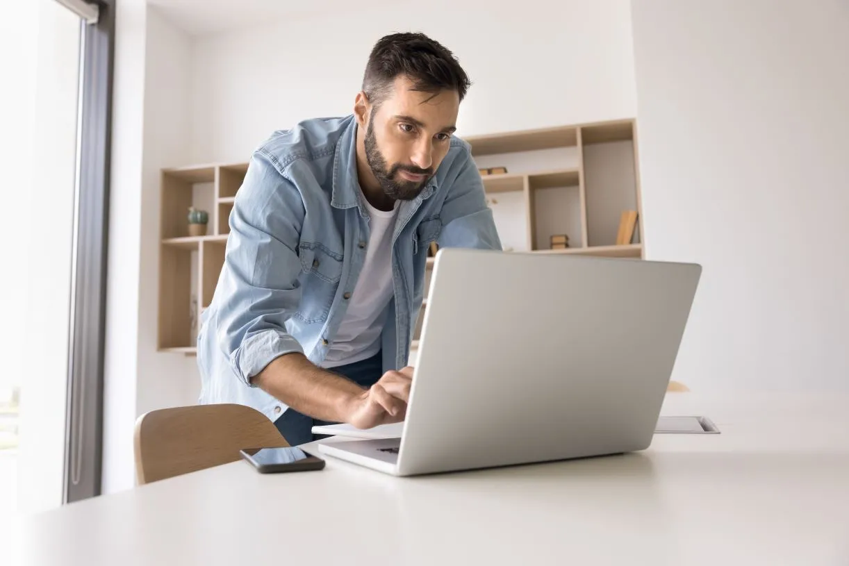 25 tys. zł na rękę dla osób po studiach. Takiej rekrutacji nie było od siedmiu lat