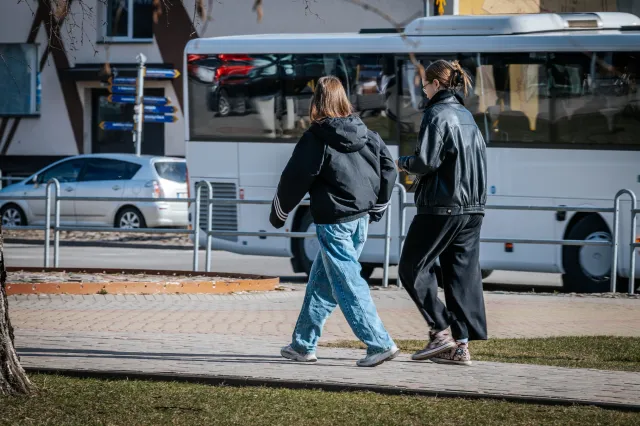 Słońce zdominuje niebo nad Polską i przyniesie wyraźne ocieplenie. Pogoda na poniedziałek, 13 kwietnia 2026 roku