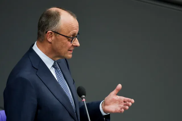 Polityczna przepychanka w Niemczech. "Kanclerz chciał uniknąć pogorszenia relacji z Polską"