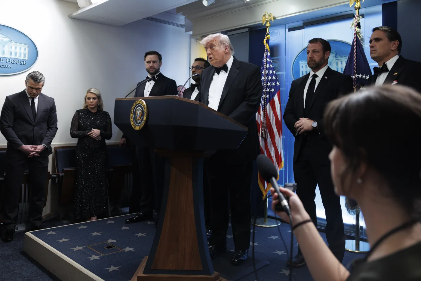 Strzały podczas gali w Waszyngtonie. Donald Trump ewakuowany ze sceny