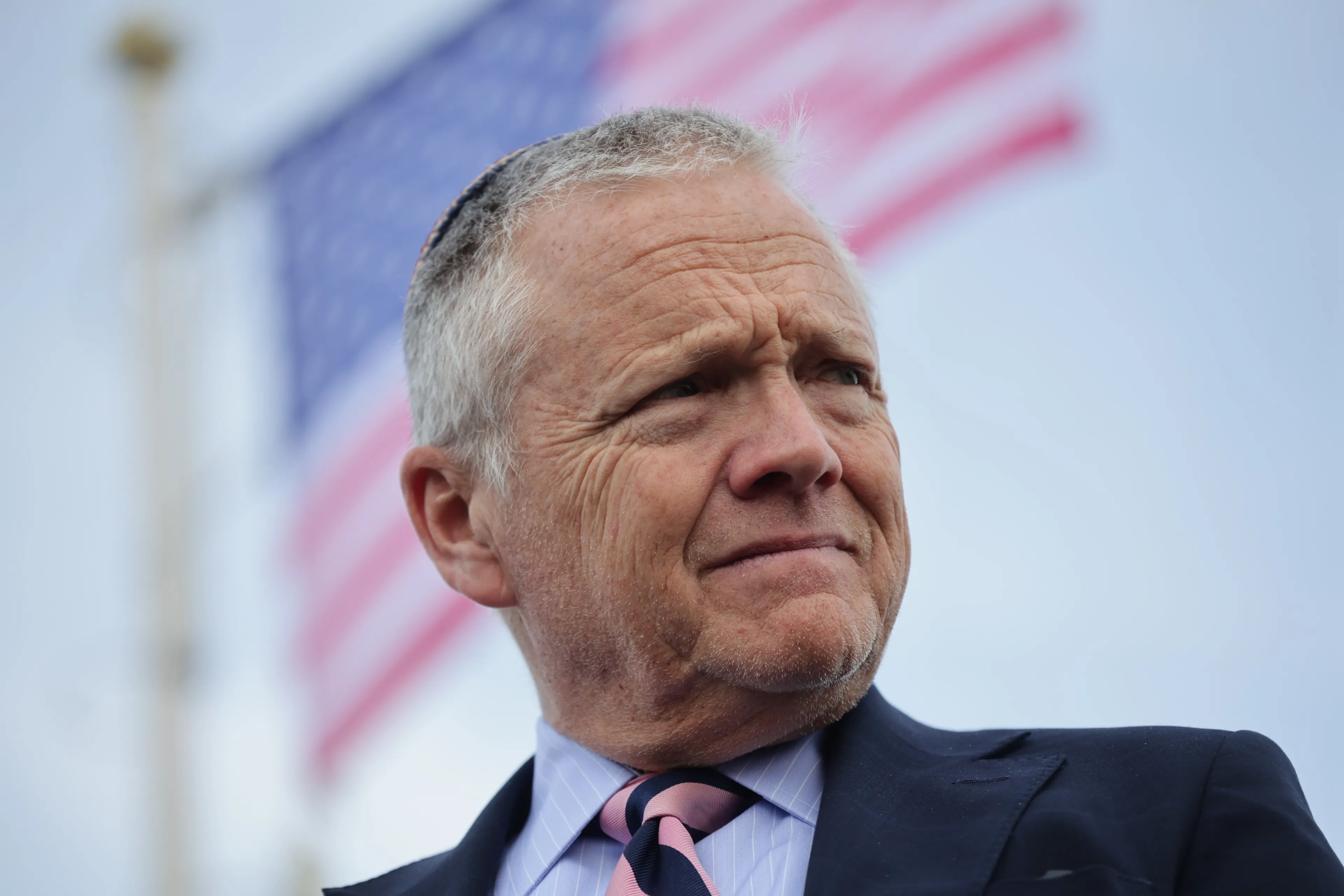 "Ten człowiek jest zagrożeniem". Ambasador USA znów uderzył w Czarzastego