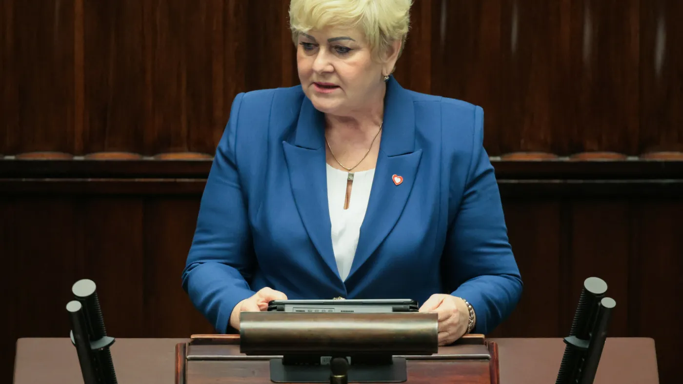Miała wyprzedzić kolejkę na badanie. Jest decyzja ws. posłanki Pępek