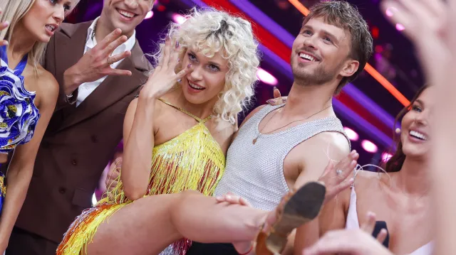 Przed nami "rodzinny" odcinek "Tańca z gwiazdami". Wydało się, z kim zatańczy Helena Englert