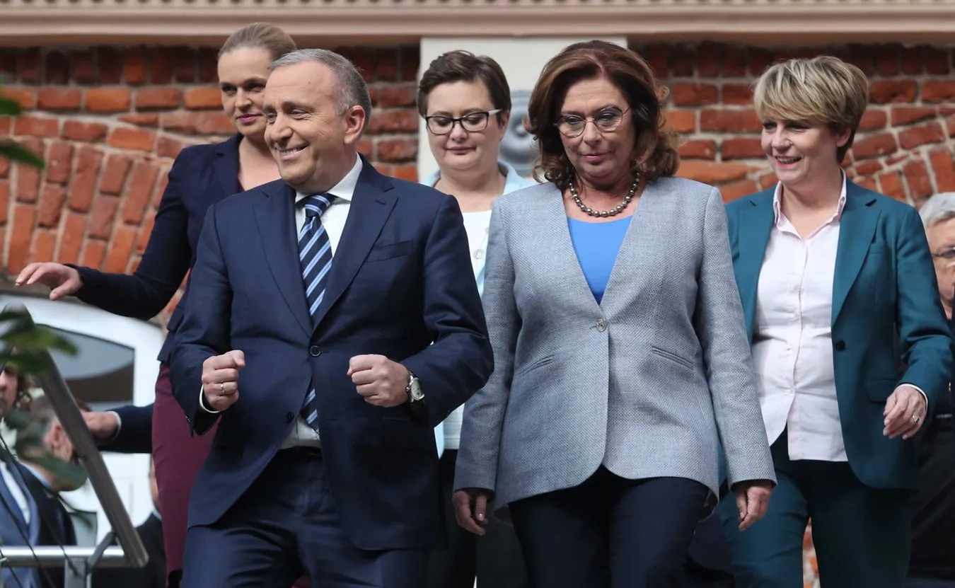 Grzegorz Schetyna i Małgorzata Kidawa-Błońska  na finałowej konwencji KO