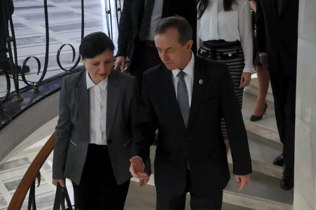 Jourova: Jestem zaniepokojona kampanią oszczerstw przeciwko sędziom