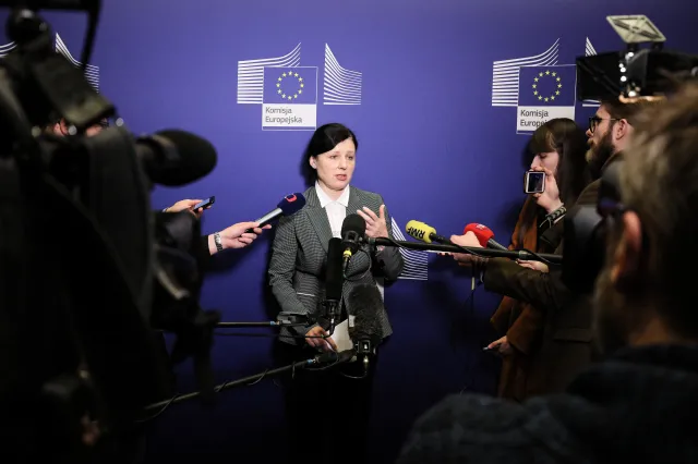 Polska kontra Komisja Europejska. Trzy scenariusze dalszego sporu o sądy