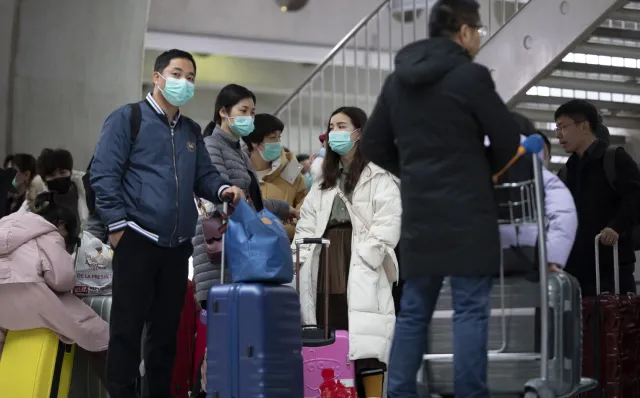 Polacy z Chin wojskowym transportem przylecą z Paryża do Wrocławia