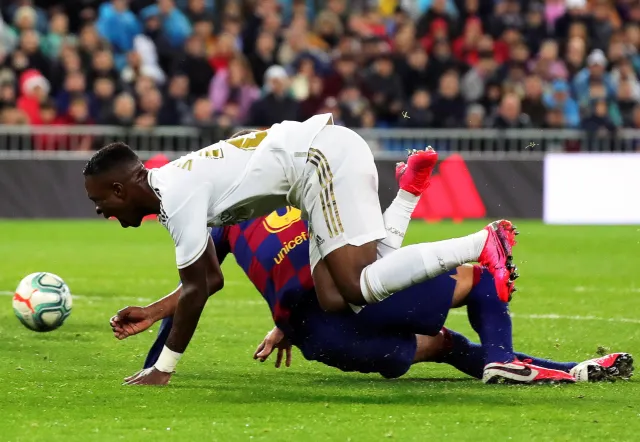 Liga hiszpańska: El Clasico dla Realu. "Królewscy" długo na to czekali [WIDEO]