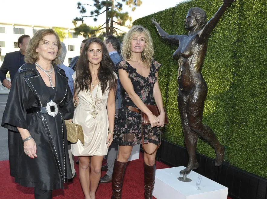 Pokaz kolekcji Teresy Rosati na Beverly Hills Fashion Festival