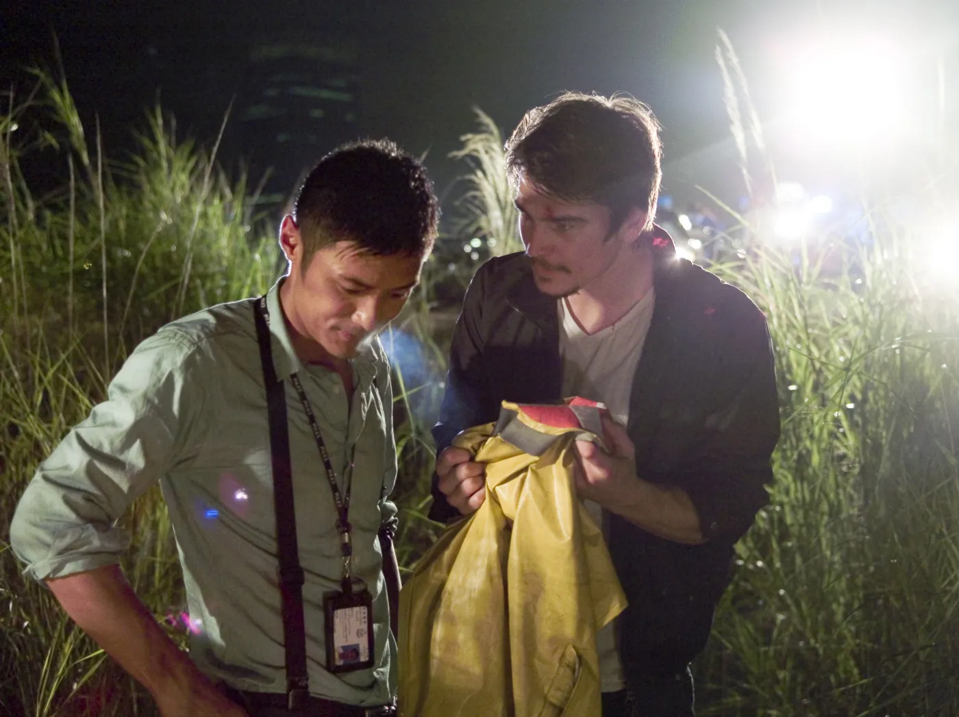 Josh Hartnett w filmie "Przychodzę z deszczem"