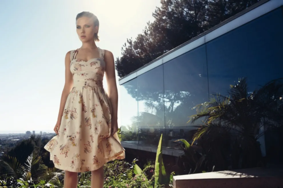 Scarlett Johansson raz z Massive Attack, raz z Gainsbourgiem