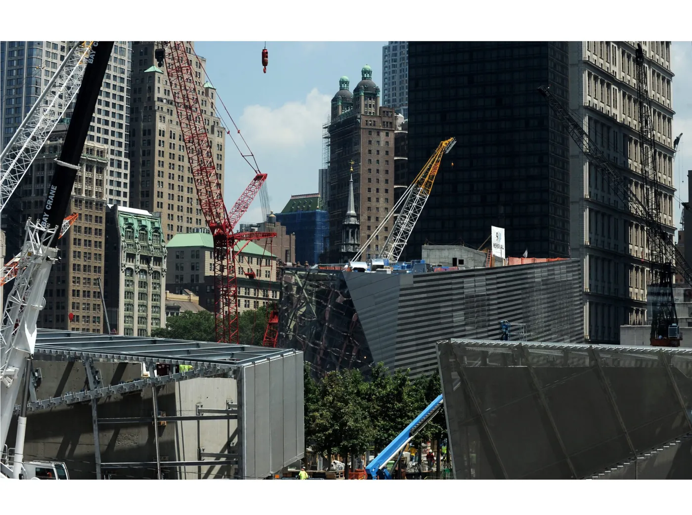 2297458-nowy-jork-prace-budowlane-w-strefie.jpg