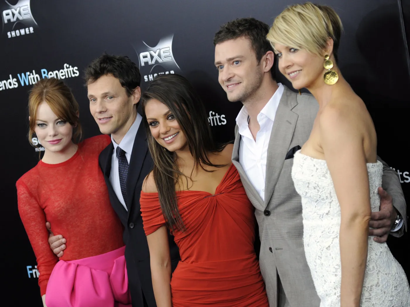 Reżyser Will Gluck i jego aktorzy: Emma Stone, Mila Kunis, Justin Timberlake oraz Jenna Elfman