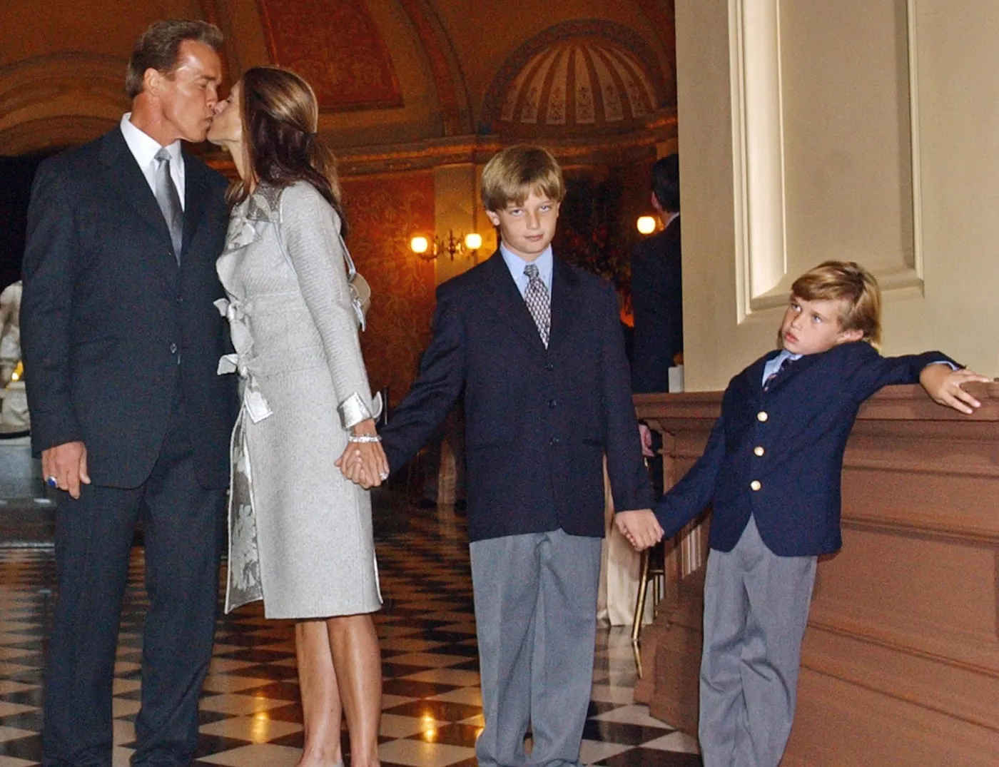 Maria i Arnold z synami Patrickiem i Christopherem