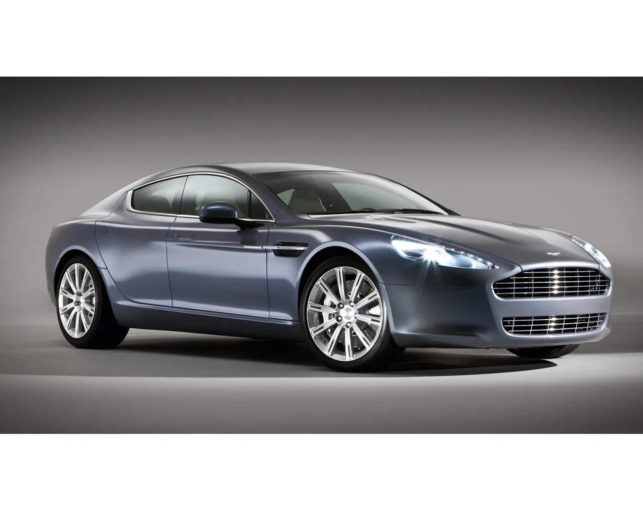 2749515-astonmartin-cars-beauty-rapide-05.jpg