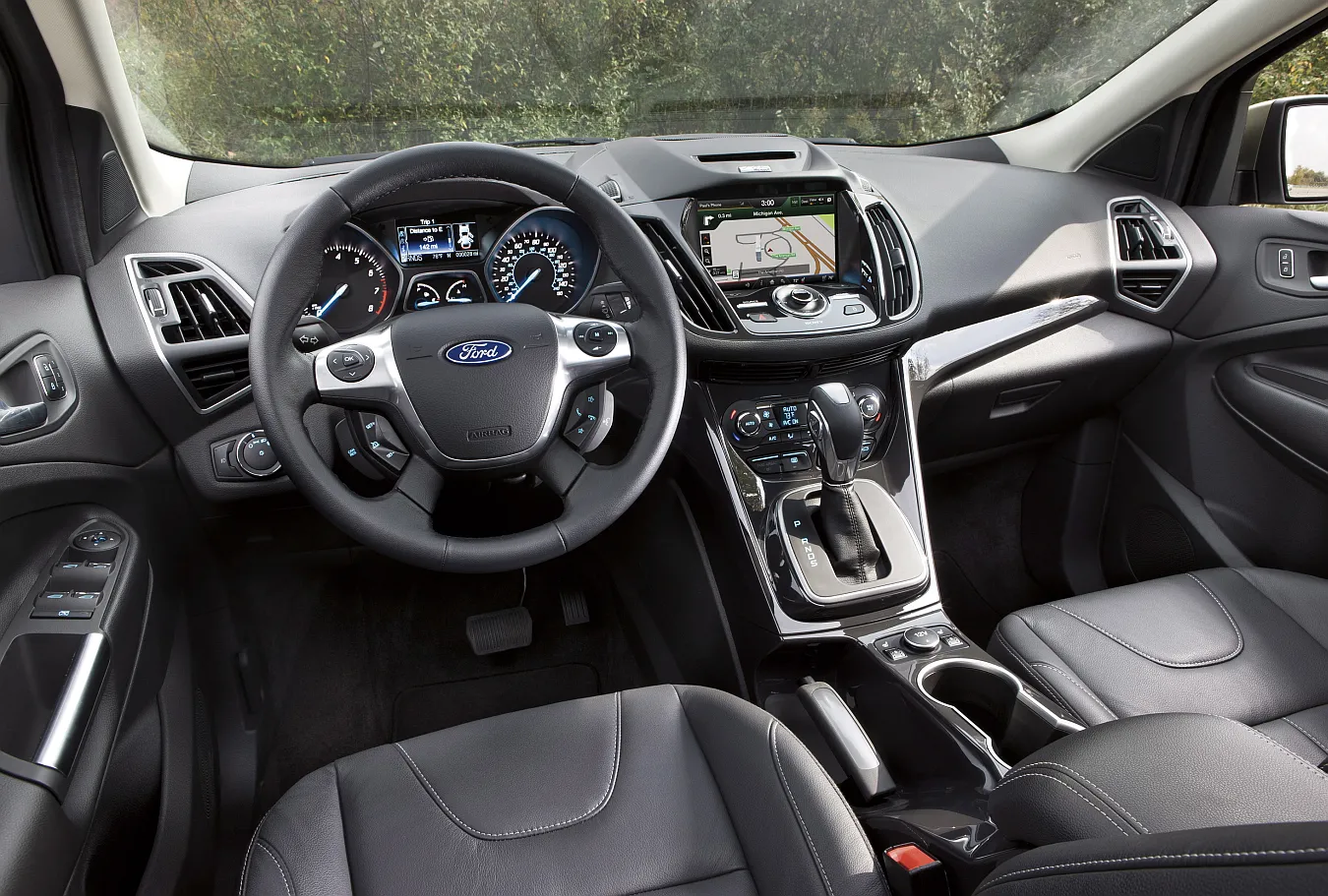 2755651-ford-escape-nowy-ford-kuga-2012-5.jpg