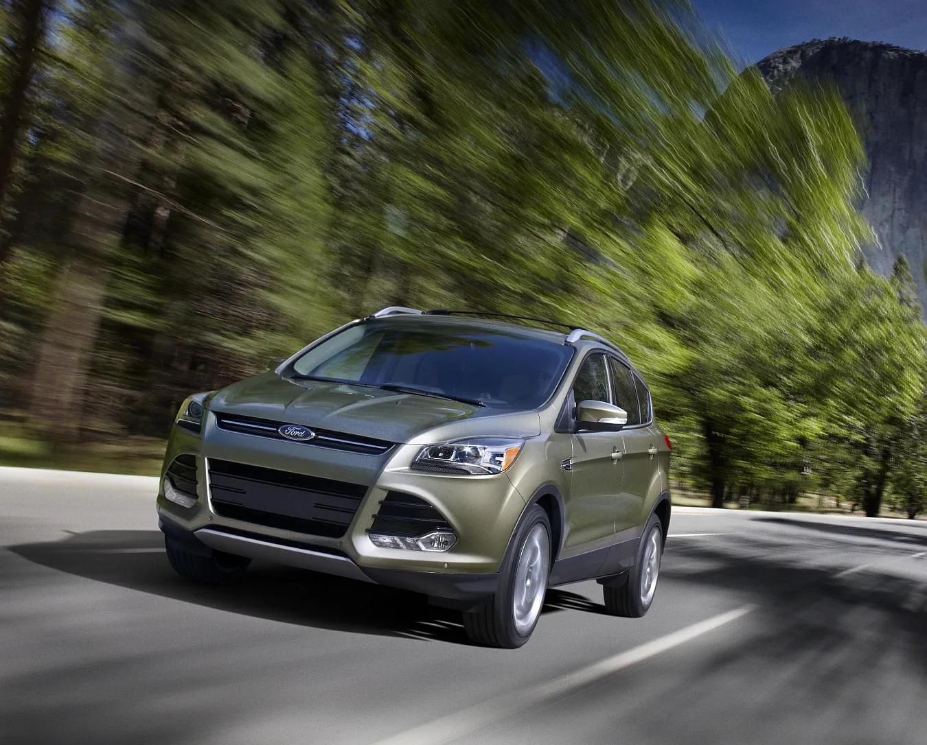 2756288-ford-escape-nowy-ford-kuga-2012-16.jpg