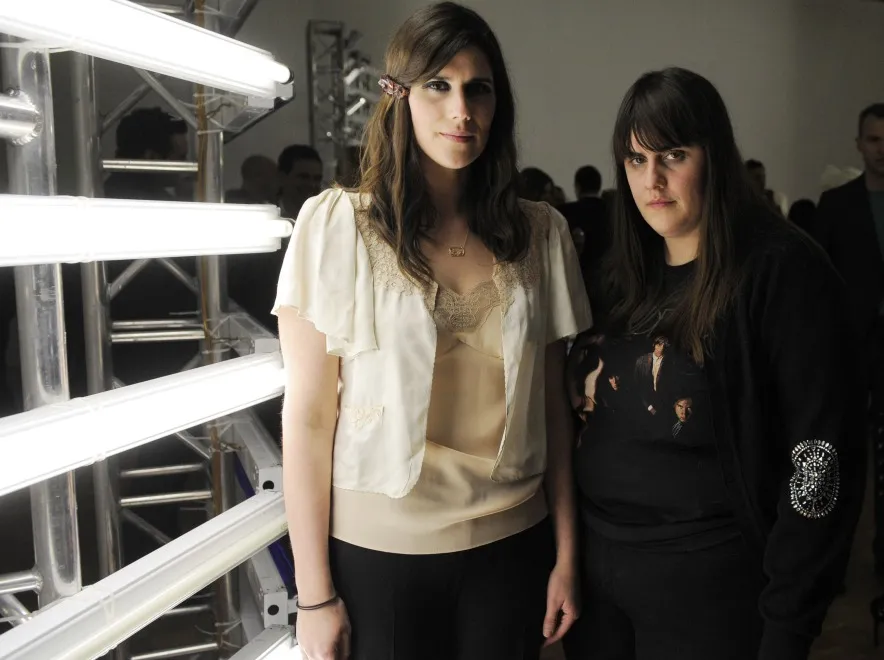 Premedytacja czy przypadek? Ta kolekcja znanych sióstr wywołała skandal