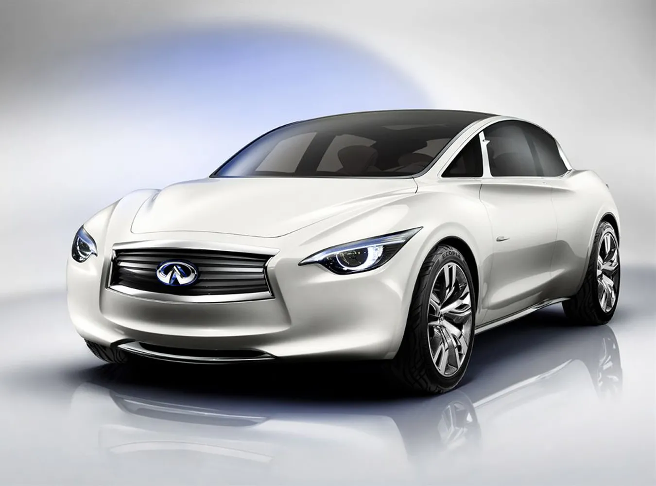1820849-infiniti-na-gmc2011-concept-car-1.jpg